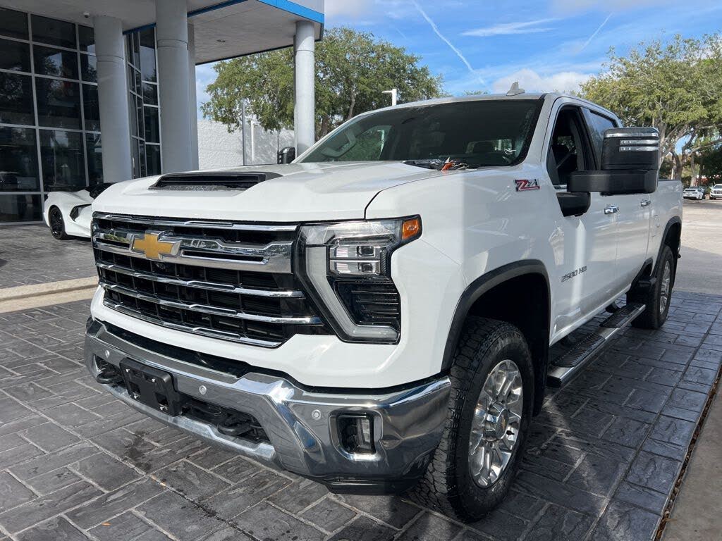 2025 Chevrolet Silverado 2500HD LTZ Crew Cab 4WD