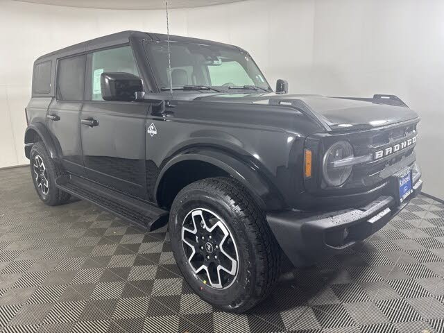 2025 Ford Bronco Outer Banks 4-Door 4WD