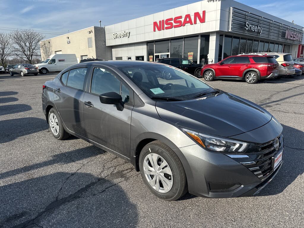 2025 Nissan Versa S FWD