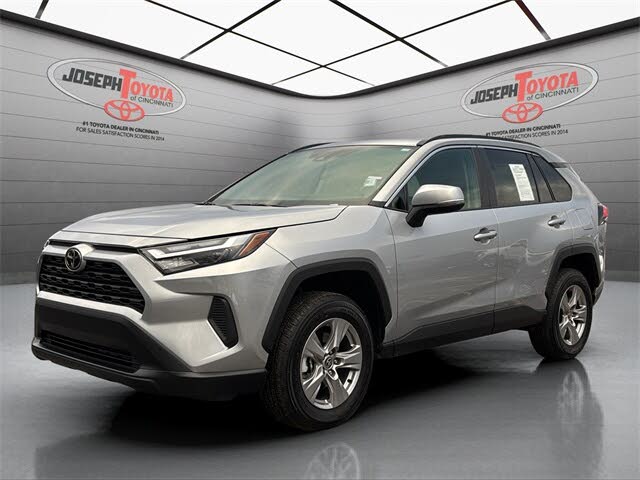 2025 Toyota RAV4 XLE AWD