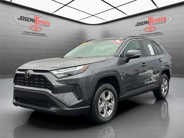 2025 Toyota RAV4 XLE AWD