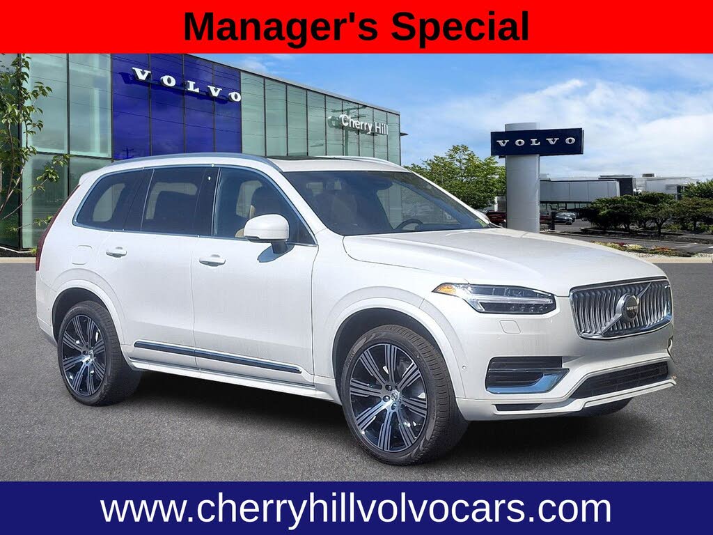 2025 Volvo XC90 Recharge T8 Ultra Bright Theme AWD