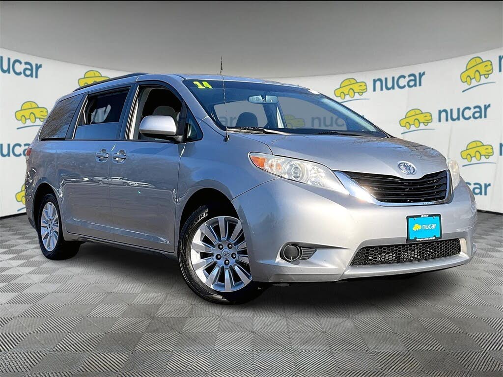 2014 Toyota Sienna LE 7-Passenger AWD