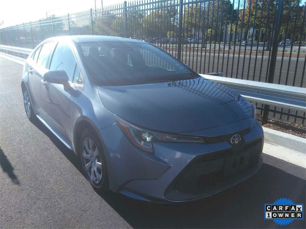 2022 Toyota Corolla LE FWD