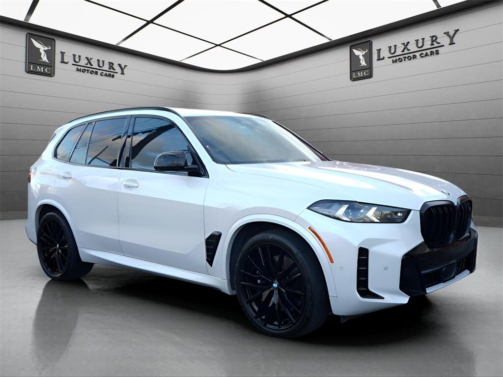 2024 BMW X5 M60i xDrive AWD