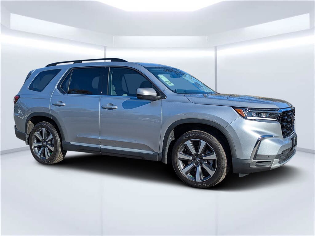 2024 Honda Pilot Touring AWD