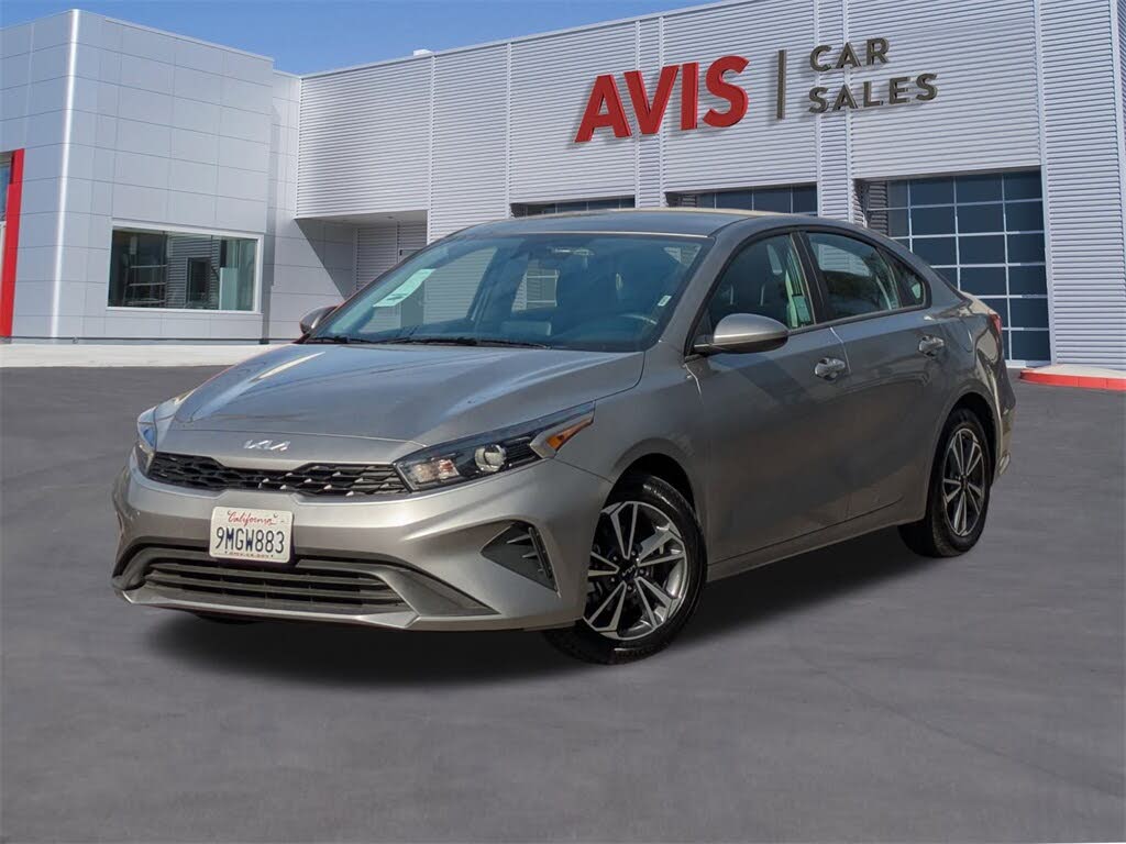 2024 Kia Forte LXS FWD