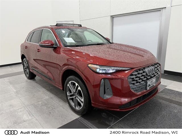 2025 Audi Q5 quattro Premium Plus 40 TFSI