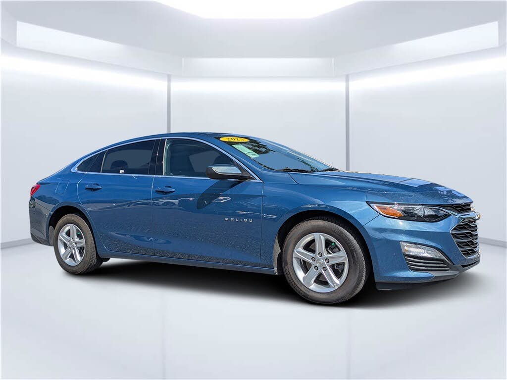 2025 Chevrolet Malibu LS FWD
