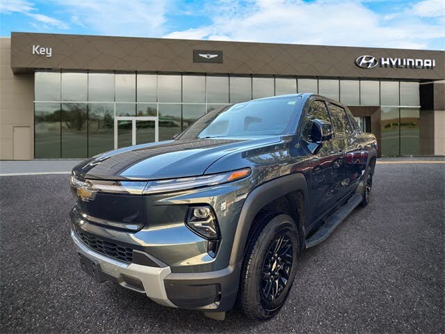 2025 Chevrolet Silverado EV LT Crew Cab e4WD