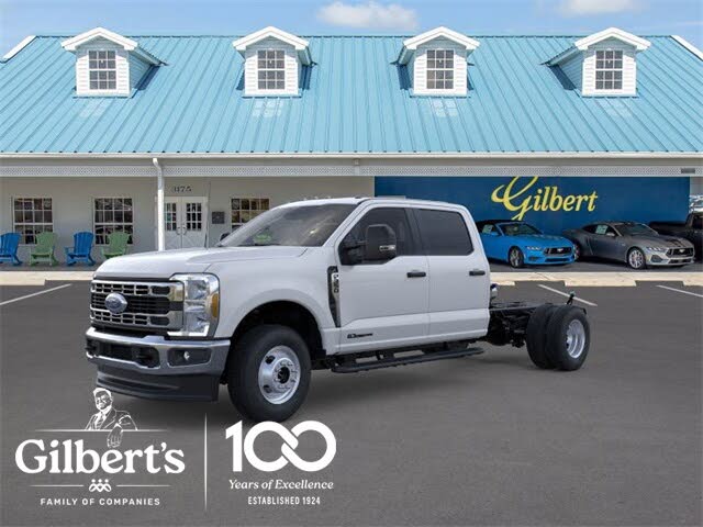2025 Ford F-350 Super Duty Chassis