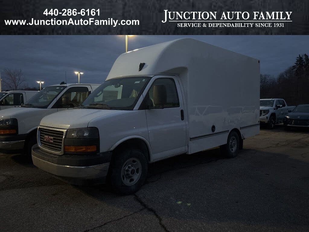 2025 GMC Savana Chassis 3500 139 Cutaway RWD