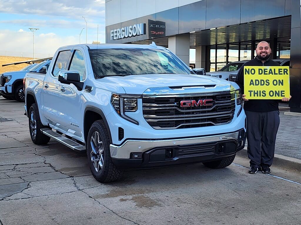 2026 GMC Sierra 1500 SLT Crew Cab 4WD