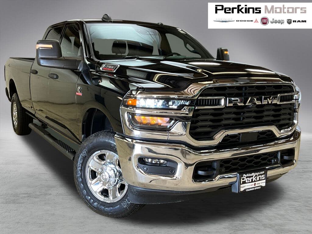 2026 RAM 2500 Tradesman Crew Cab LB 4WD