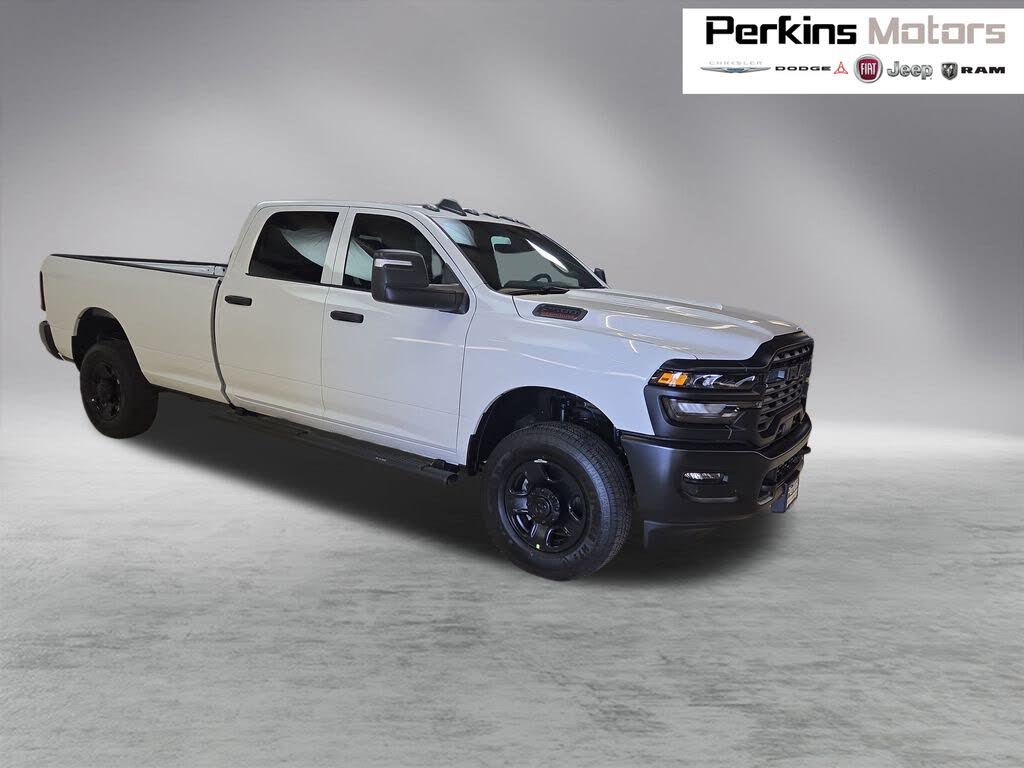 2026 RAM 2500 Tradesman Crew Cab LB 4WD