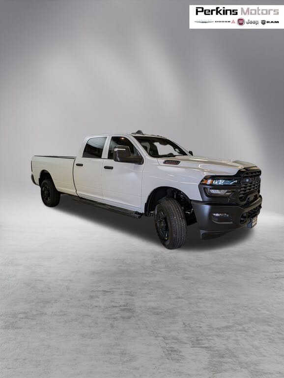 2026 RAM 2500 Tradesman Crew Cab LB 4WD