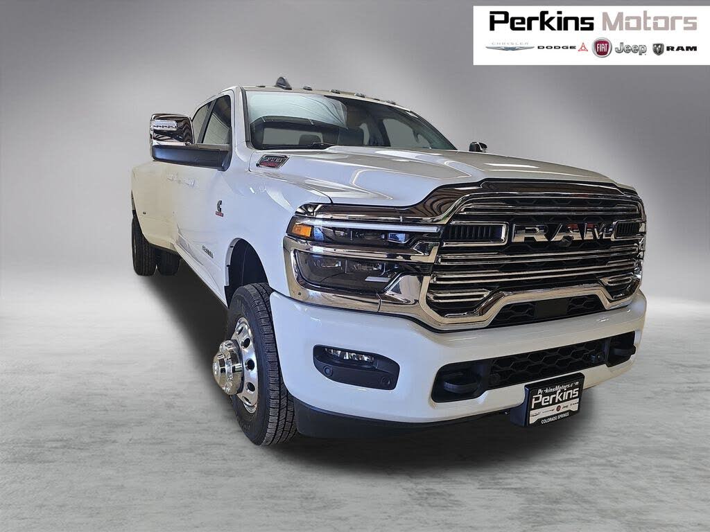 2026 RAM 3500 Laramie Crew Cab LB DRW 4WD