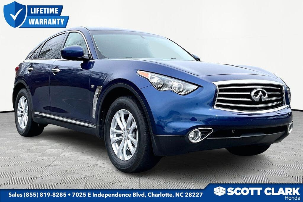 2016 INFINITI QX70 RWD