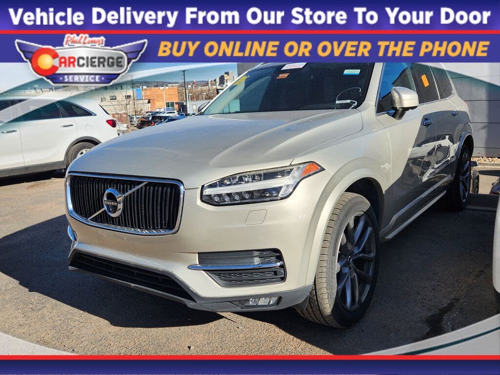 2016 Volvo XC90 T6 Momentum AWD