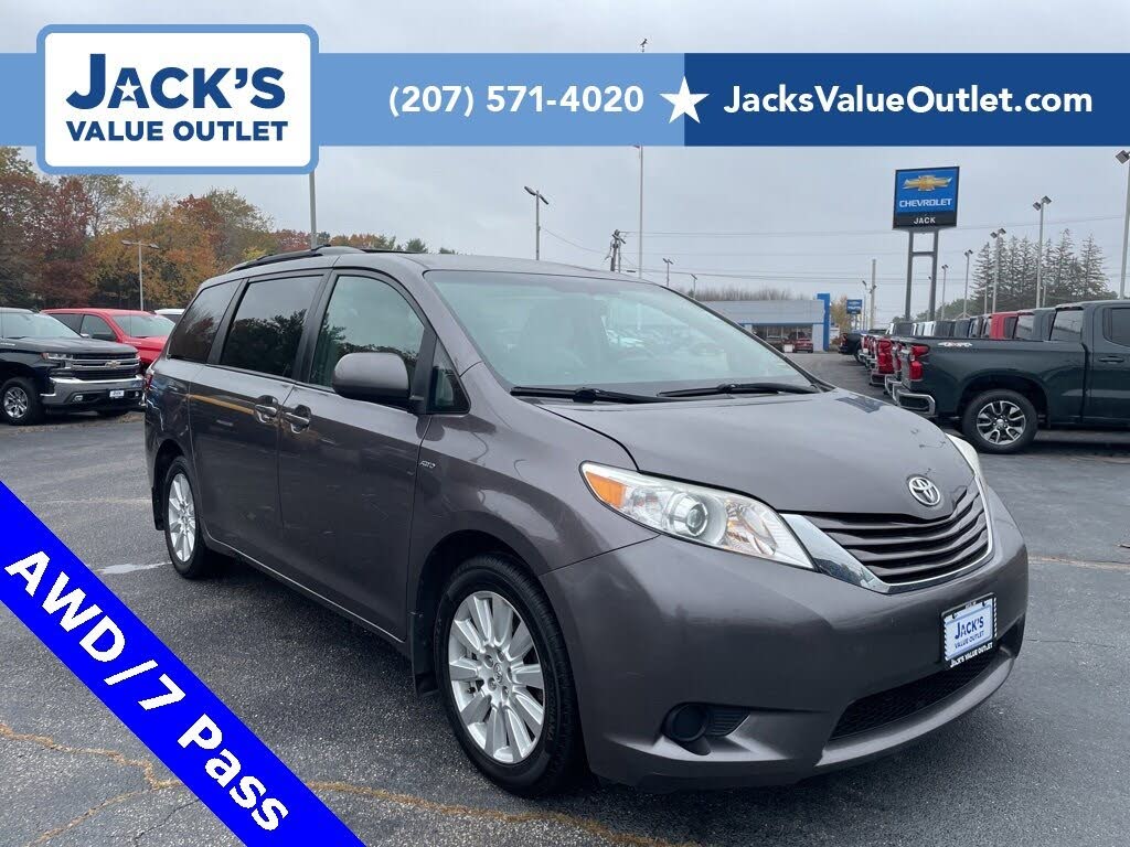 2017 Toyota Sienna LE 7-Passenger AWD