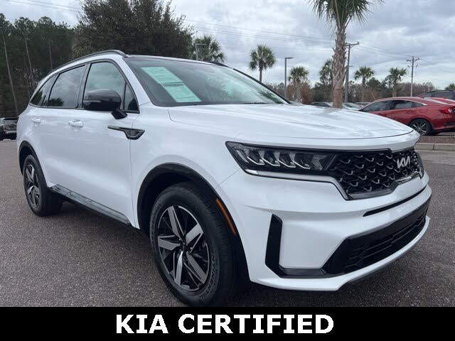 2022 Kia Sorento S FWD
