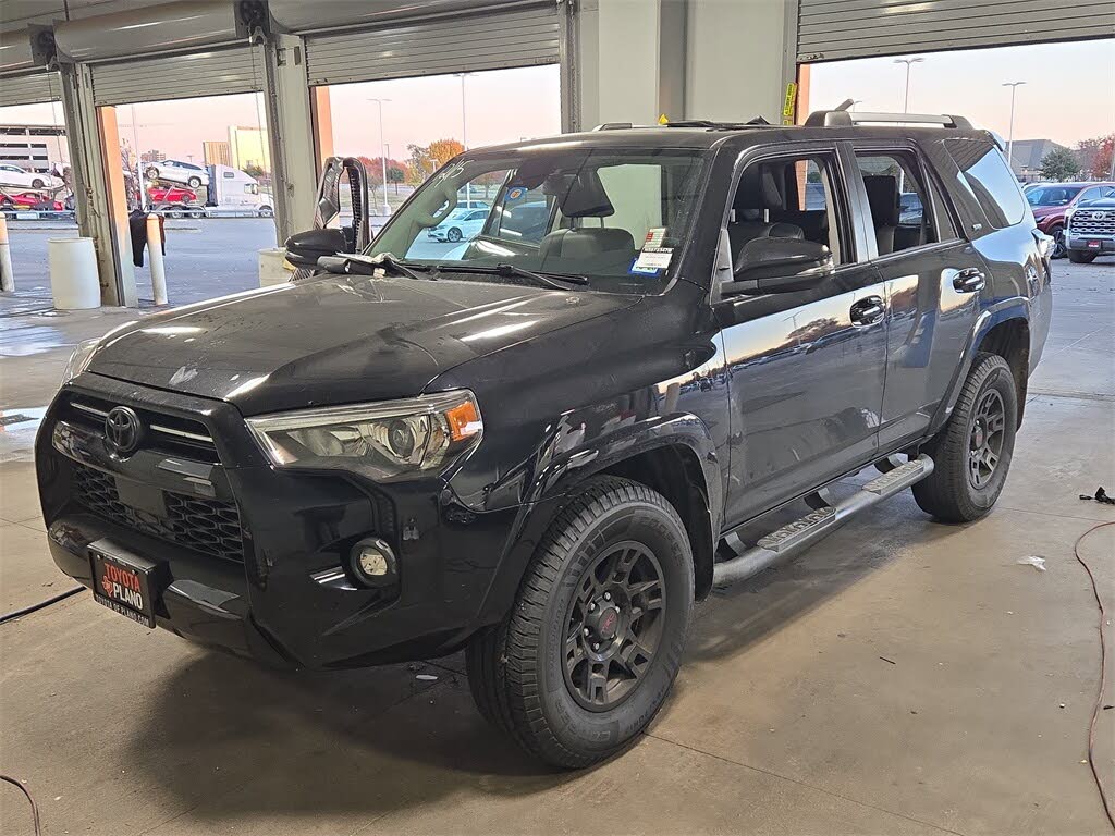 2022 Toyota 4Runner SR5 Premium 4WD