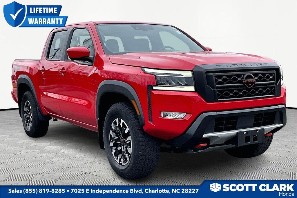 2023 Nissan Frontier PRO-4X Crew Cab 4WD