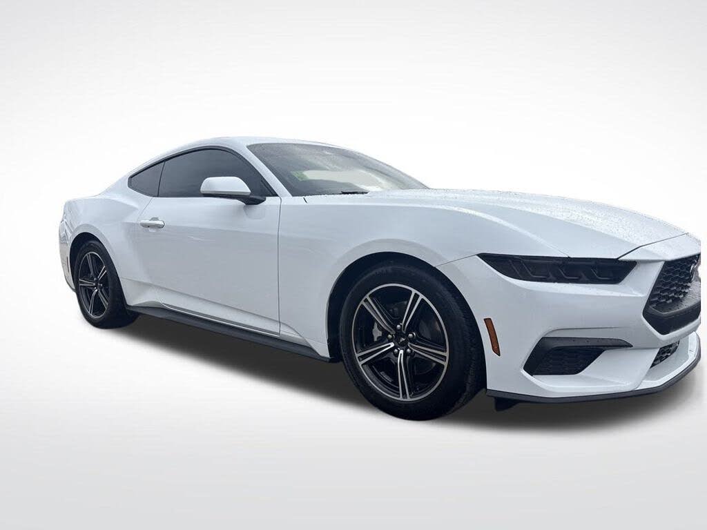 2025 Ford Mustang EcoBoost Fastback RWD