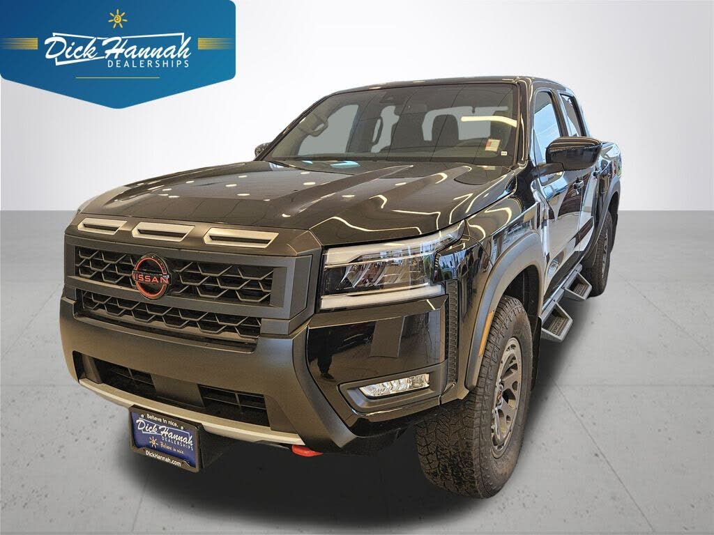 2025 Nissan Frontier PRO-4X Crew Cab 4WD