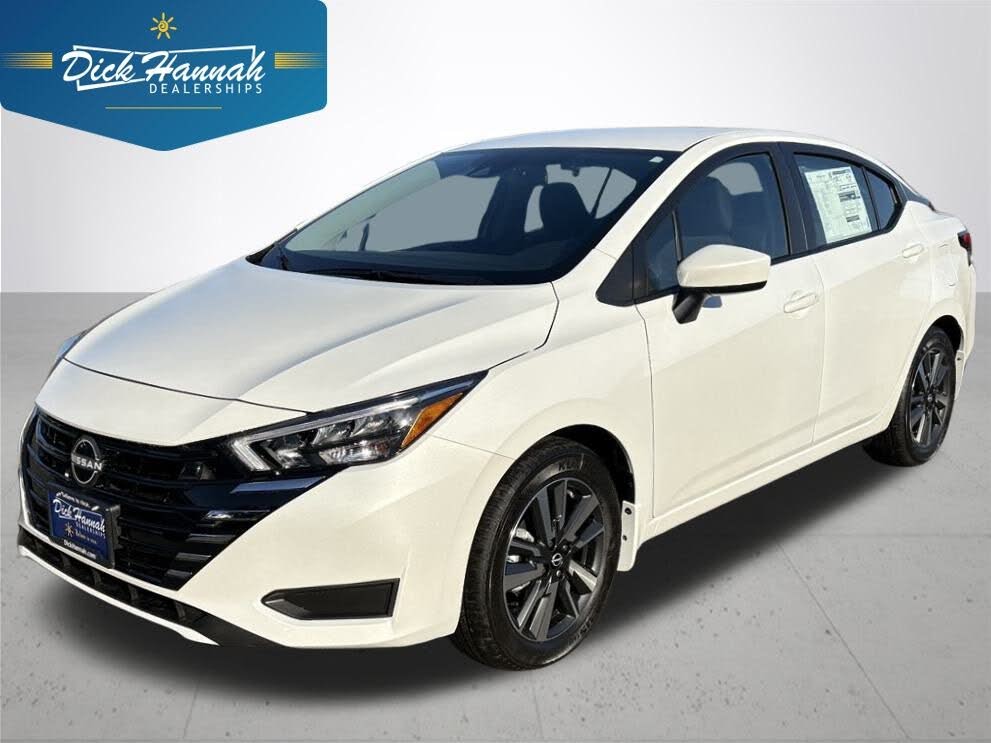2025 Nissan Versa SV FWD
