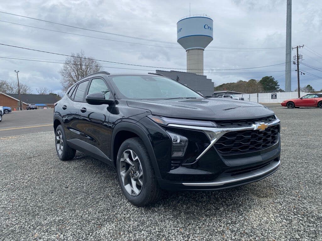 2026 Chevrolet Trax LT FWD