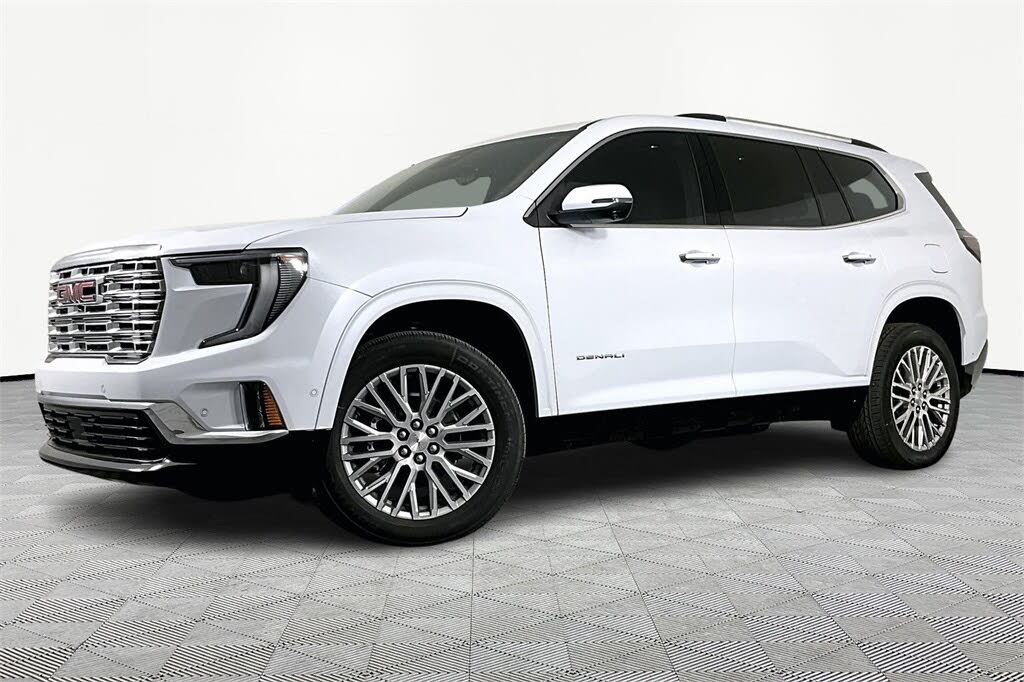 2026 GMC Acadia Denali AWD