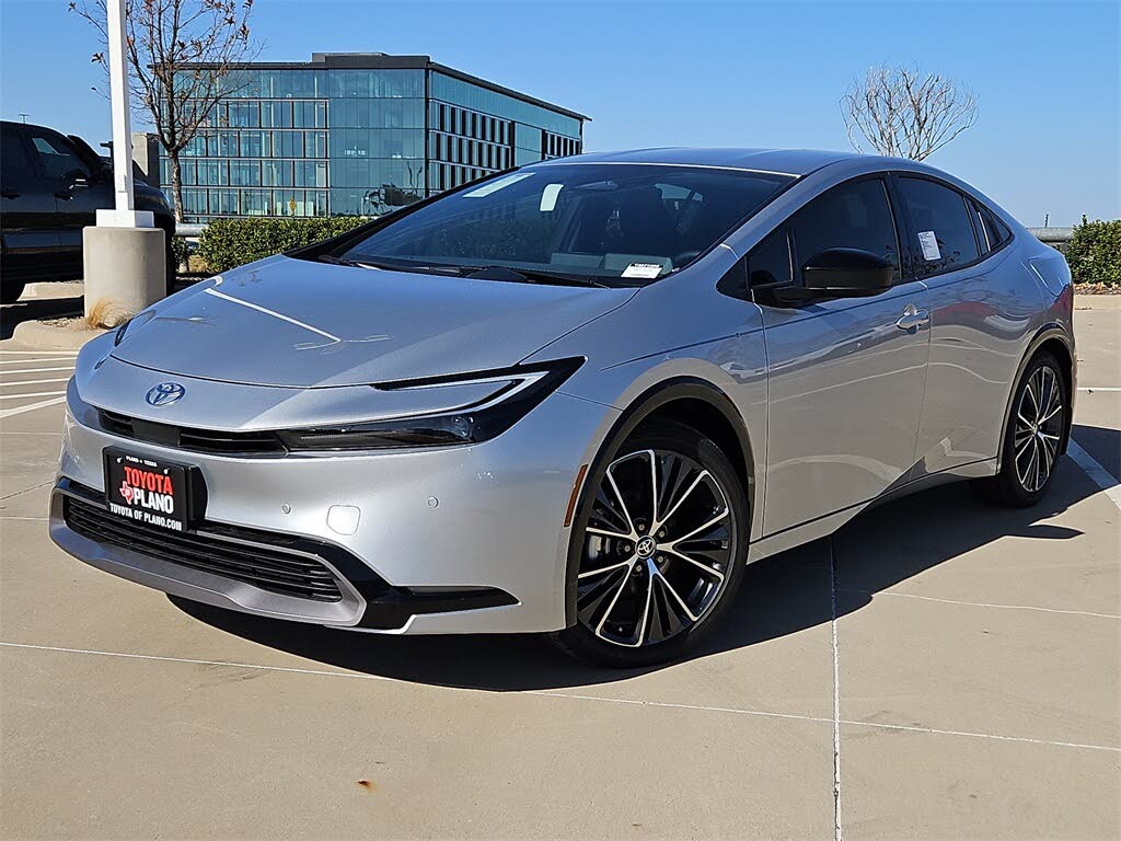 2026 Toyota Prius XLE FWD