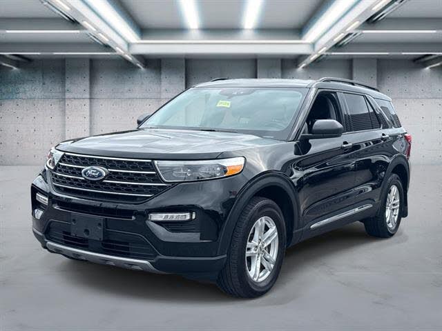 2023 Ford Explorer XLT AWD