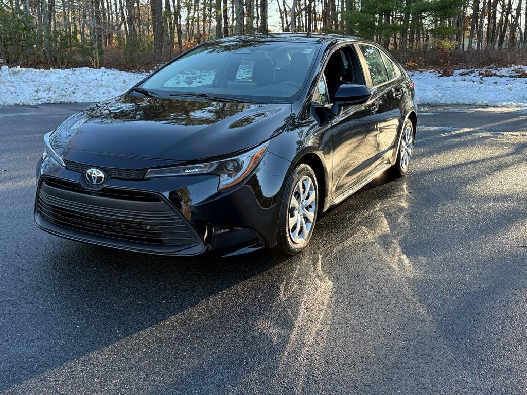 2024 Toyota Corolla LE FWD