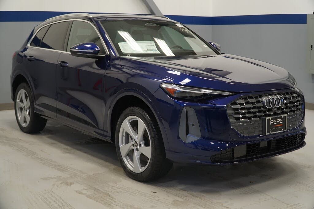 2025 Audi Q5 quattro Premium Plus 40 TFSI