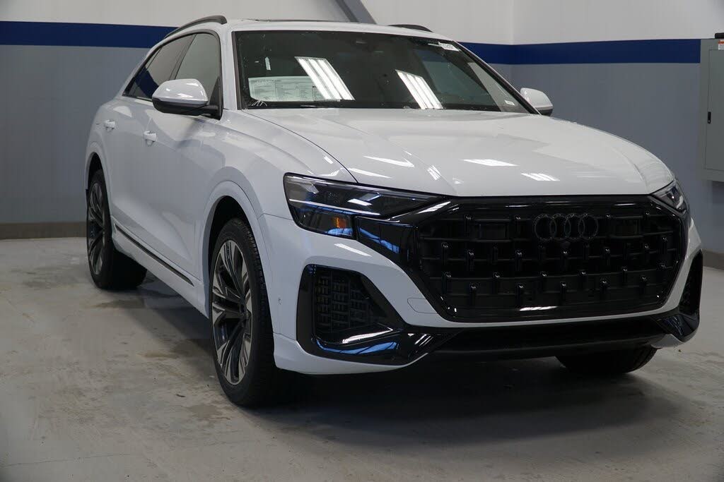2025 Audi Q8 quattro Premium Plus 55 TFSI