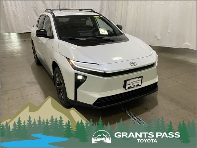 2026 Toyota bZ XLE Plus FWD