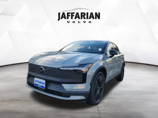 2026 Volvo EX30 Cross Country Twin Ultra eAWD