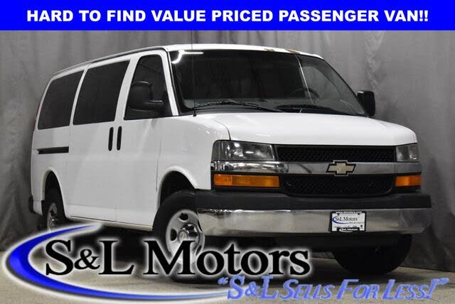 2012 Chevrolet Express Passenger 3500 1LT RWD