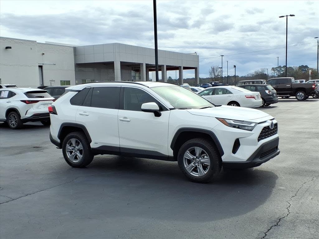 2022 Toyota RAV4 Hybrid XLE AWD
