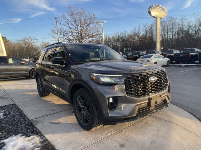 2026 Ford Explorer ST-Line AWD