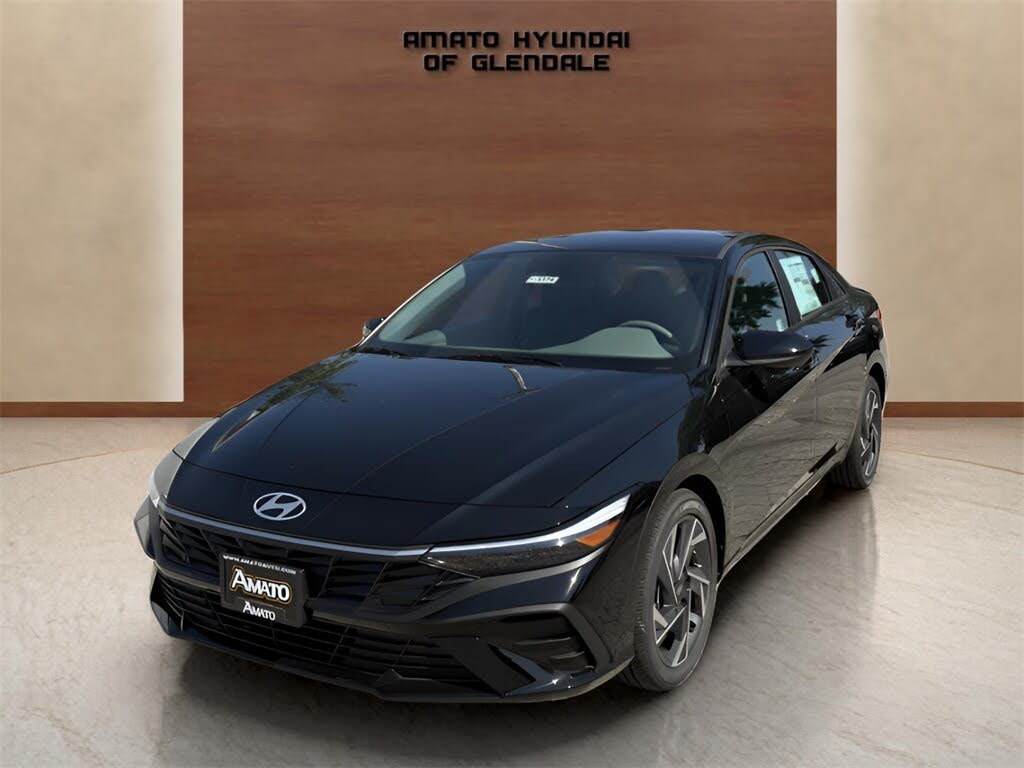 2025 Hyundai Elantra SEL Sport FWD