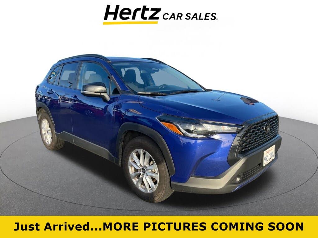 2025 Toyota Corolla Cross LE FWD