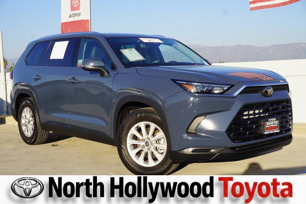 2025 Toyota Grand Highlander XLE FWD