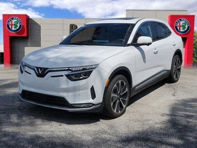 2025 VinFast VF8 Plus AWD