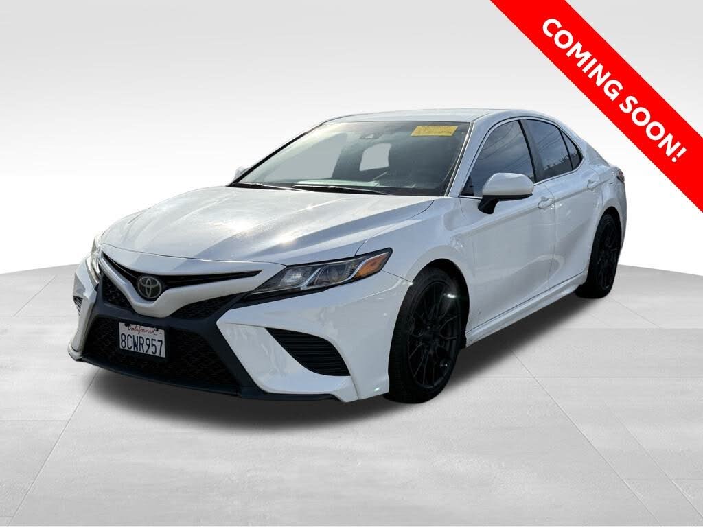 2018 Toyota Camry SE