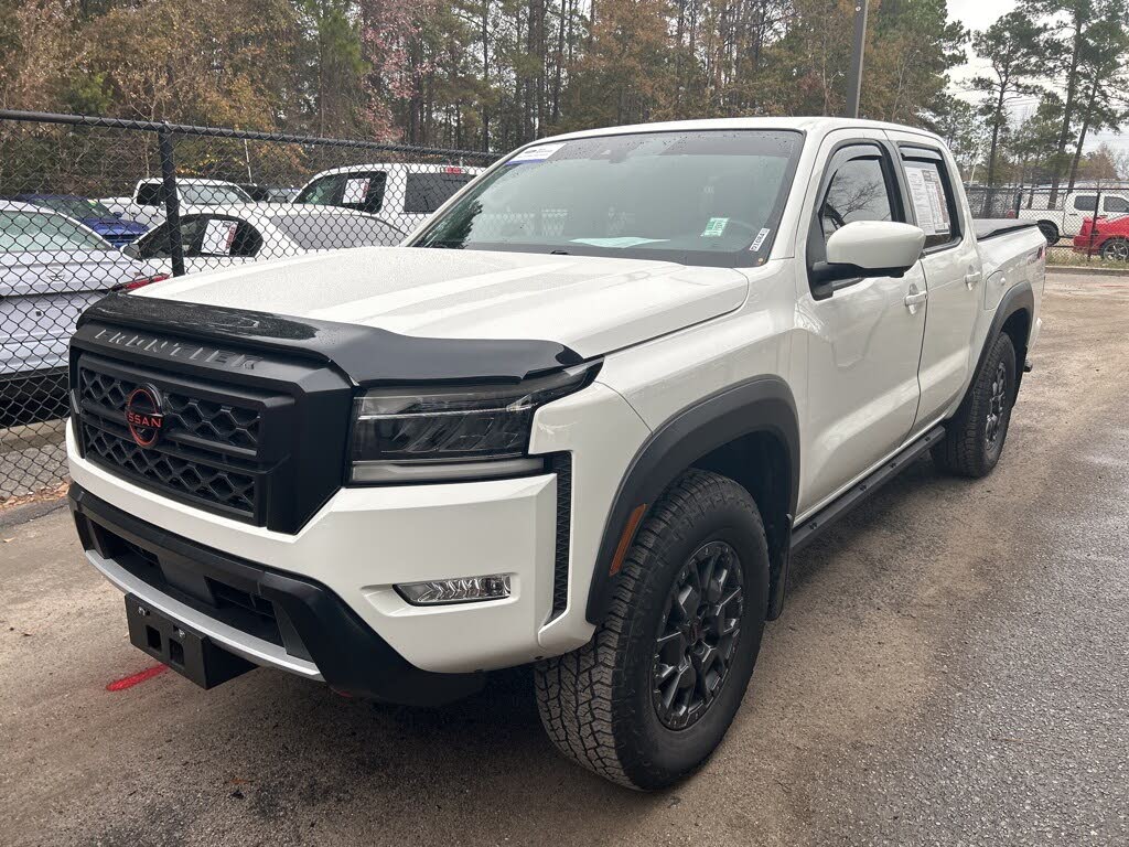 2022 Nissan Frontier PRO-4X Crew Cab 4WD