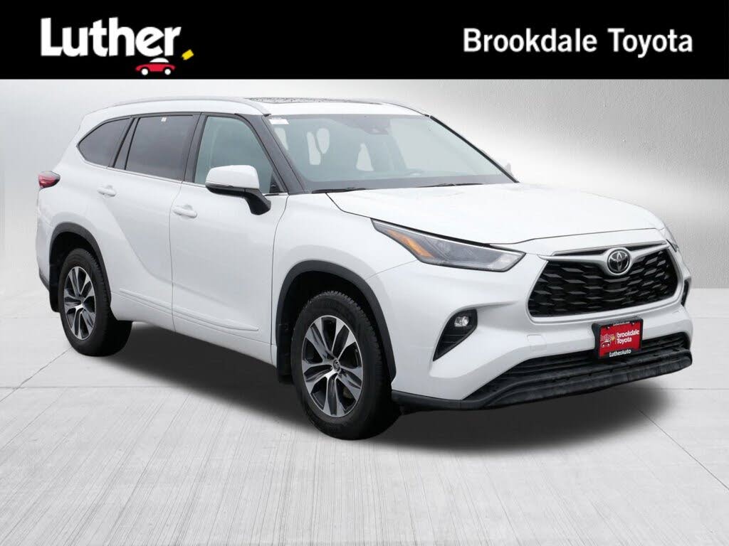 2022 Toyota Highlander XLE AWD