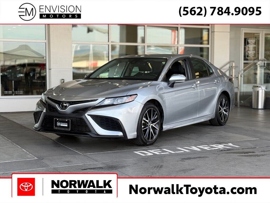 2023 Toyota Camry SE FWD